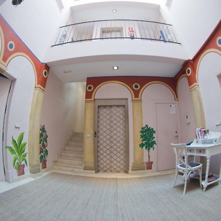 Life Apartments Giralda Suites Séville Extérieur photo
